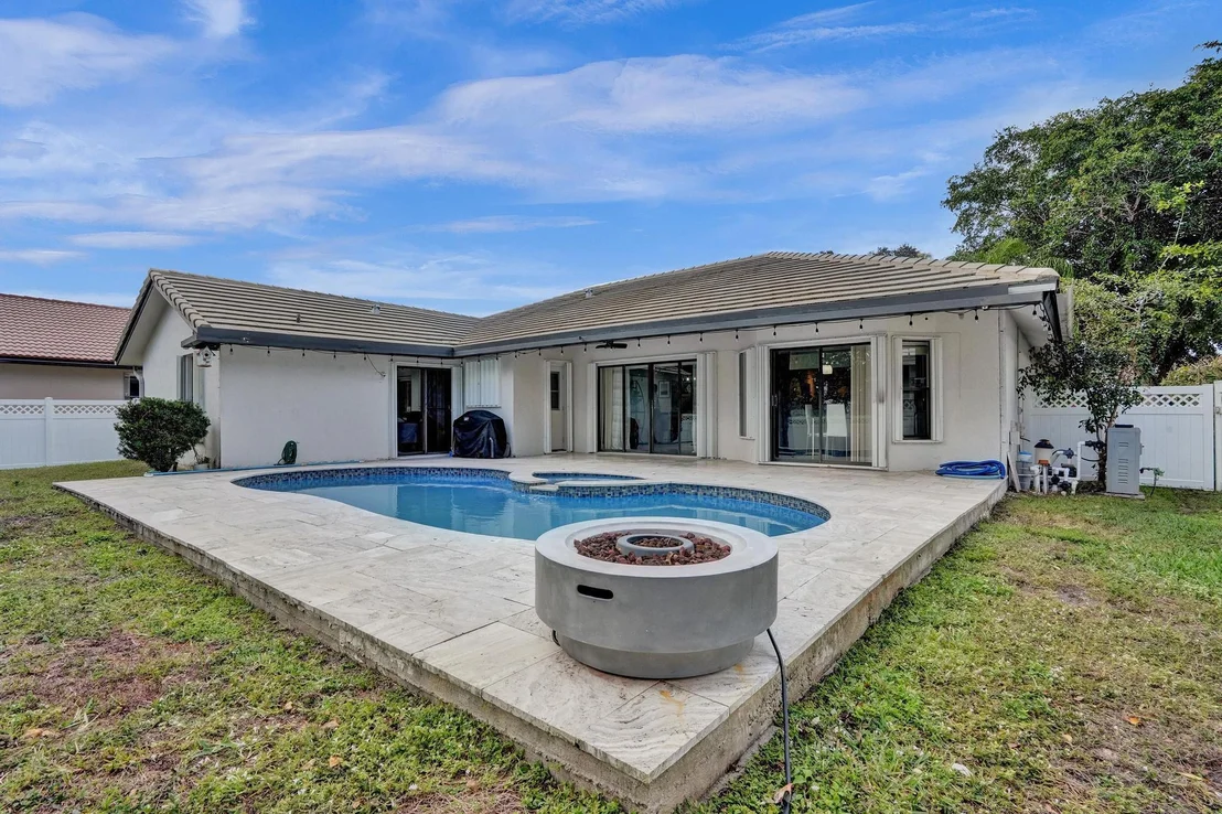 Photo of 3985 NW 73rd Way