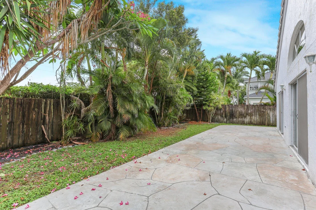Photo of 7728 Thornlee Drive