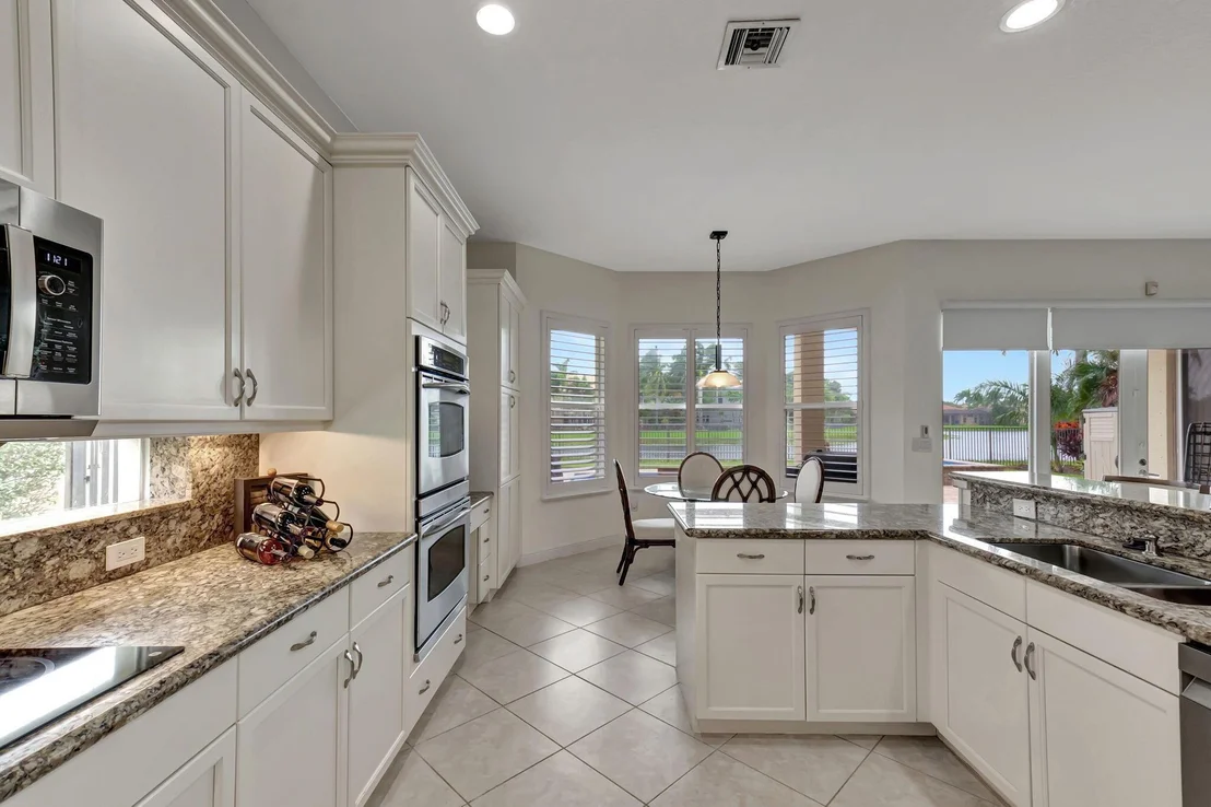 Photo of 10796 Castle Oak Drive