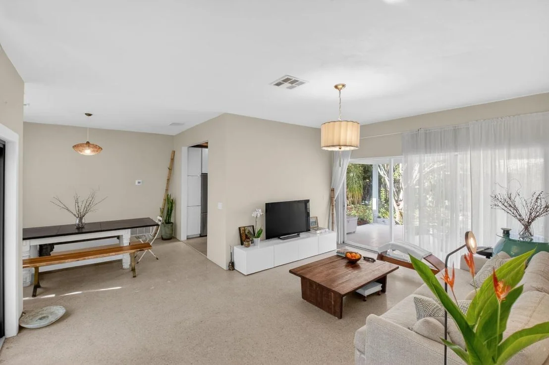 Photo of 215 N Seacrest Circle