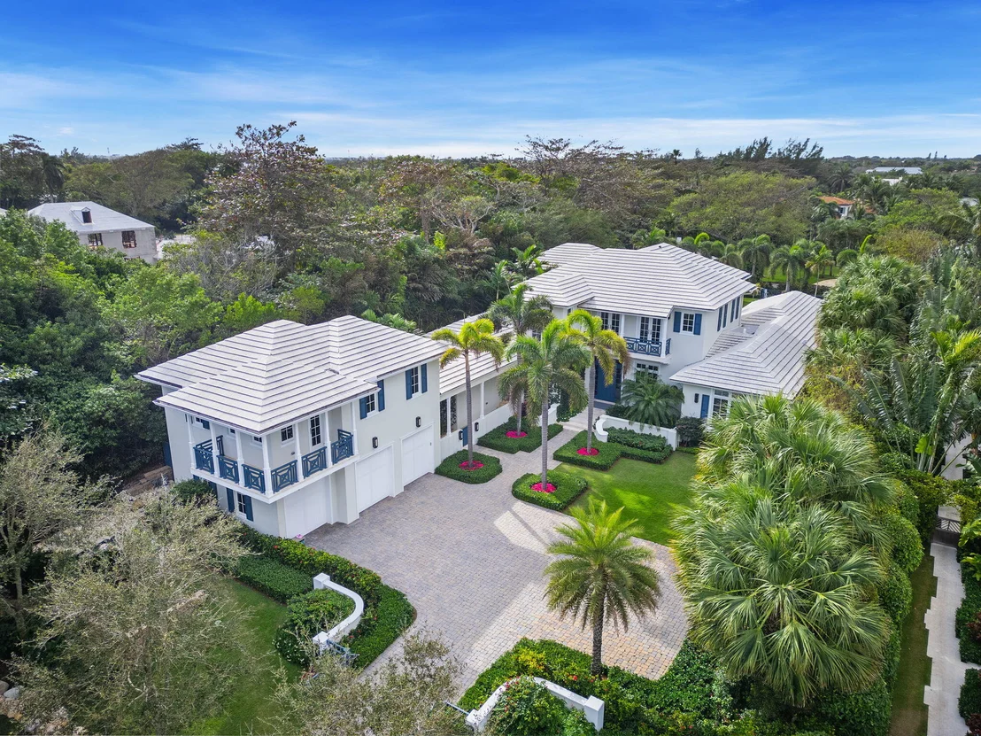 Photo of 1222 N Ocean Boulevard