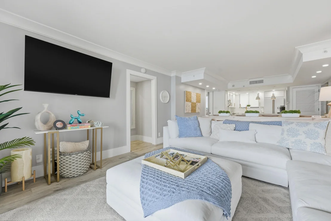 Photo of Unit 801 at 200 OCEAN TRAIL Way