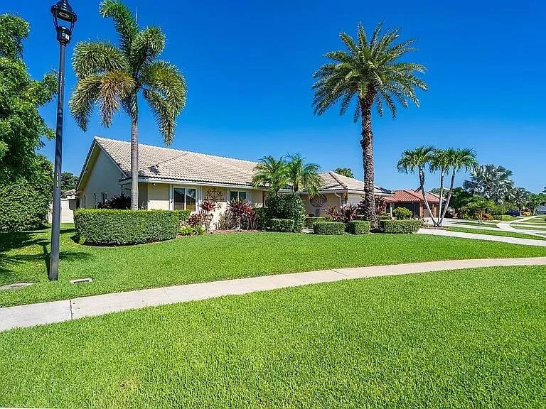Photo of 22373 Ensenada Way