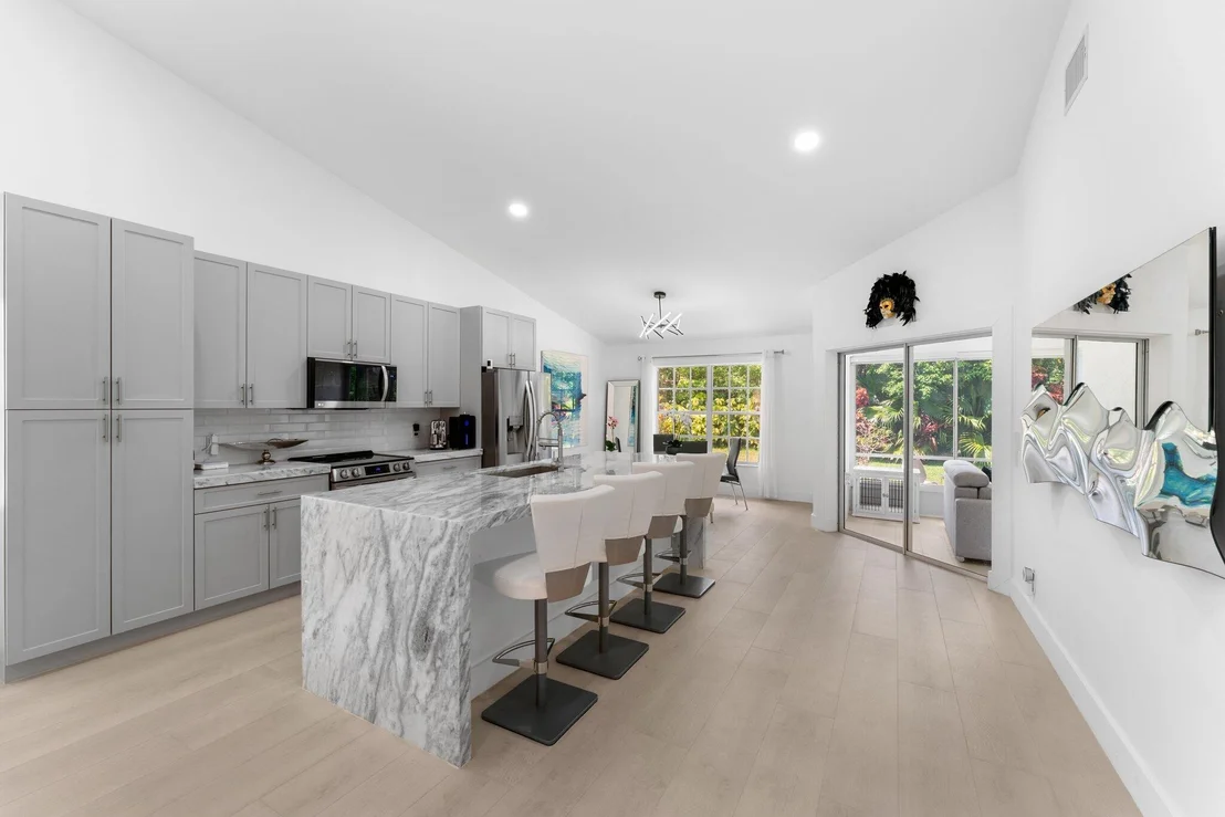 Photo of 7737 Silver Lake Drive
