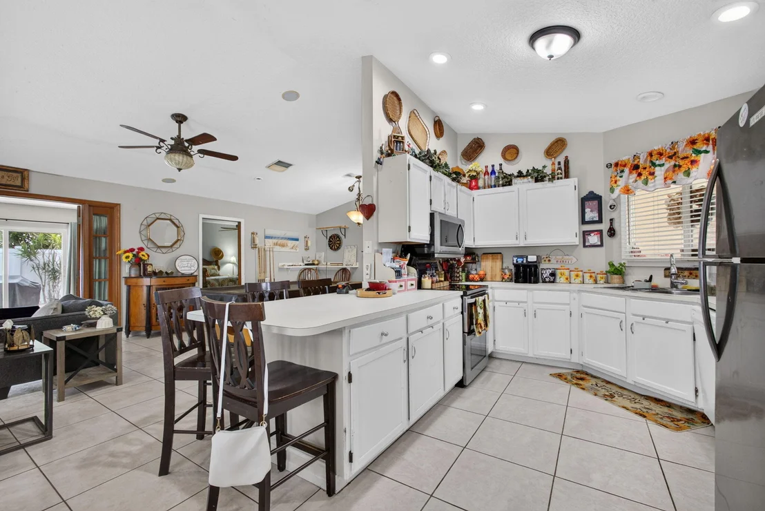 Photo of 6312 MULLIN Street