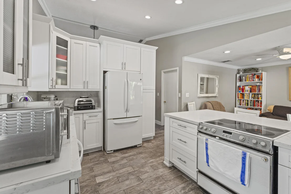 Photo of 21665 Sutters Lane
