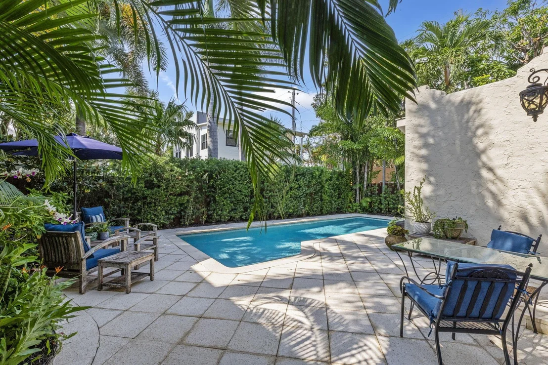 Photo of 3225 Vincent Road