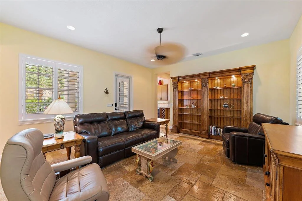 Photo of 231 W Bay Cedar Circle