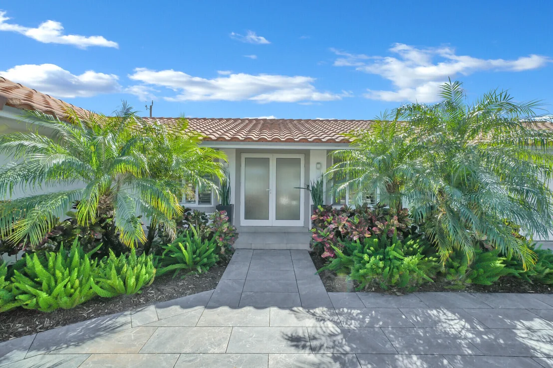 Photo of 1199 Dolphin Road