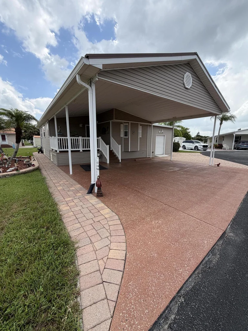Photo of Unit 146 at 13801 US-441