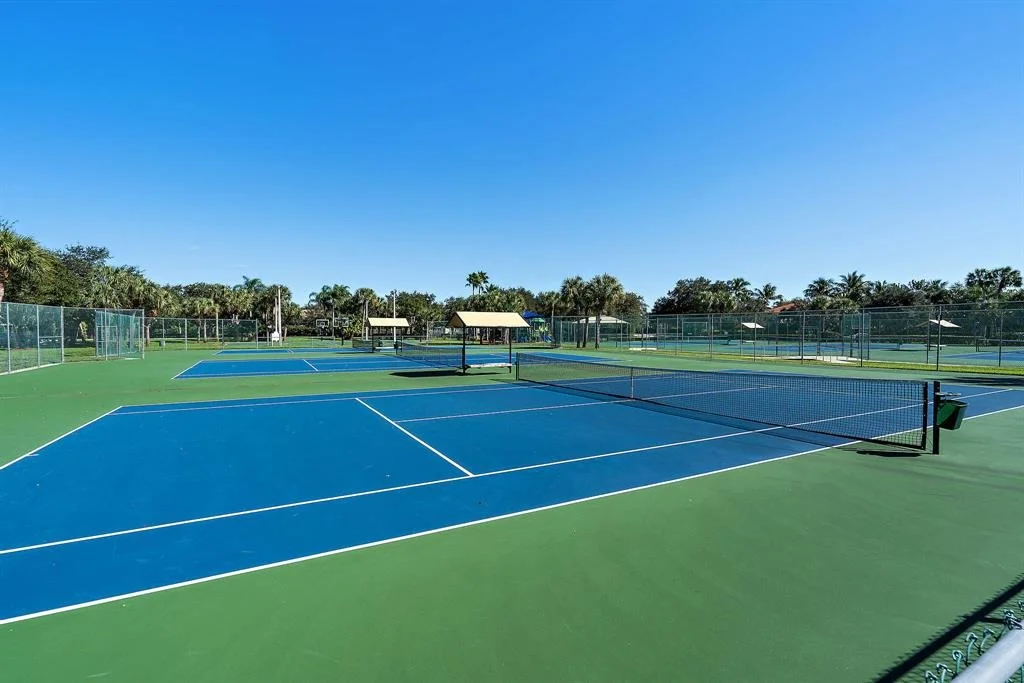 Photo of 1071 Egret Circle N