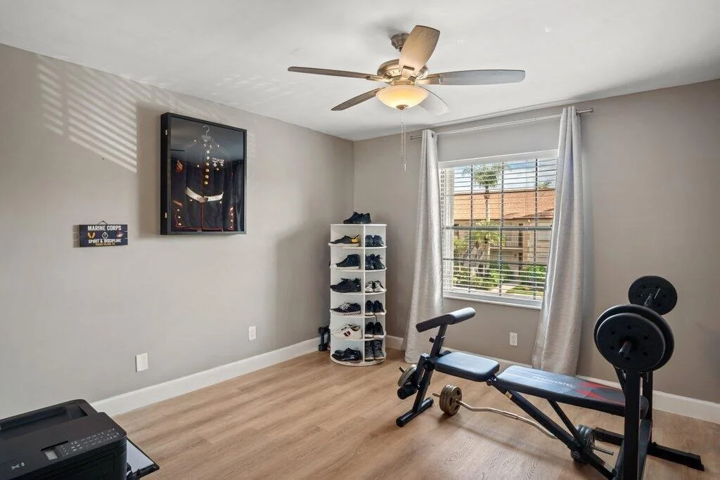 Photo of Unit B at 1402 Pinecrest Circle