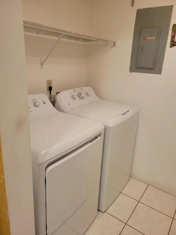Photo of Unit B2 at 325 Knotty Pine Circle