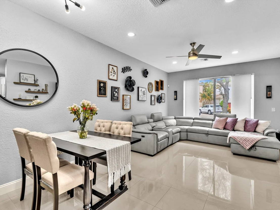 Photo of 5323 Eagle Cay Way