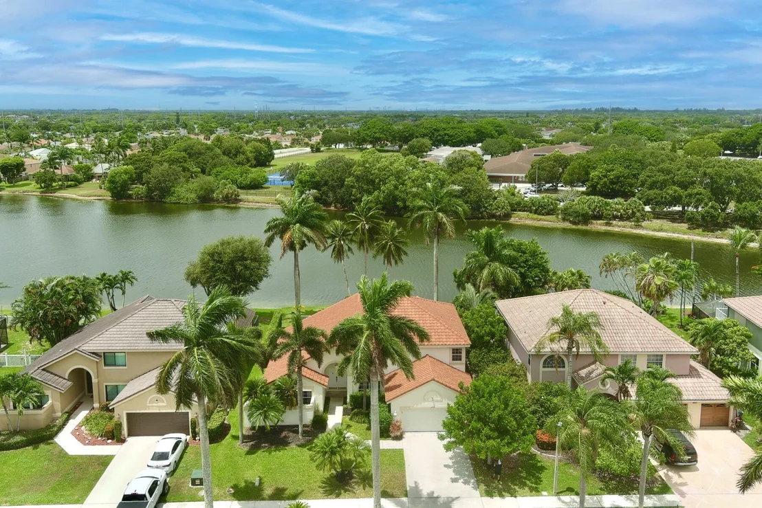 Photo of 8879 Indian River Run