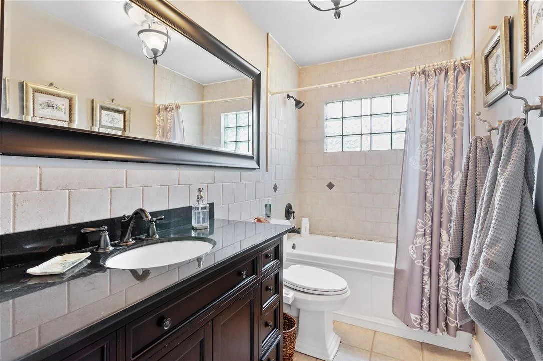 Photo of 10551 Sunset Strip