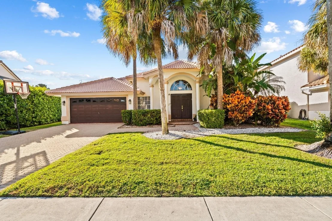 Photo of 10658 Saint Thomas Drive
