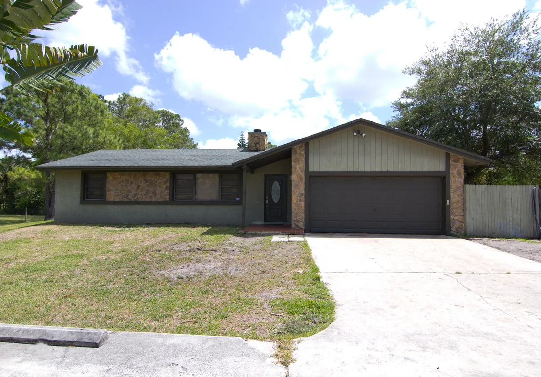 Photo of 13308 Persimmon Boulevard