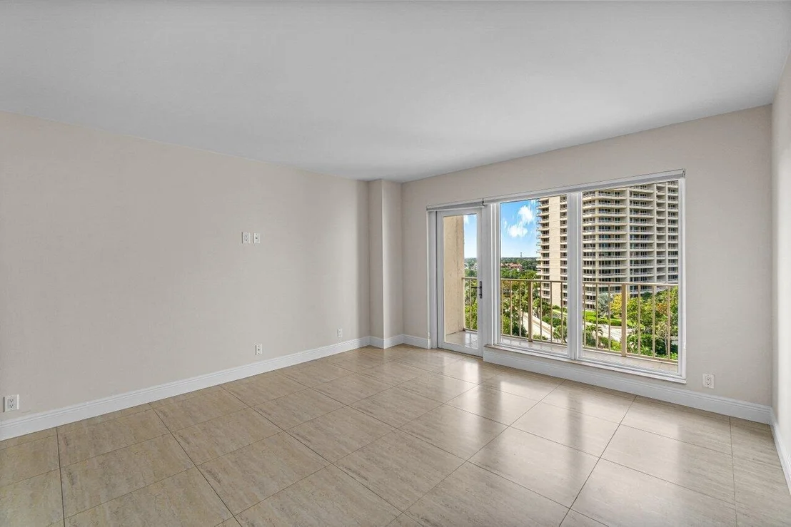 Photo of Unit B708 at 4001 N Ocean Boulevard