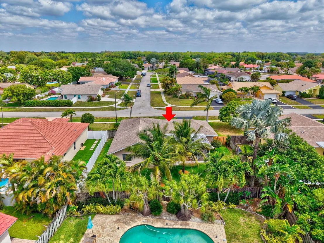 Photo of 11390 Chipmunk Drive