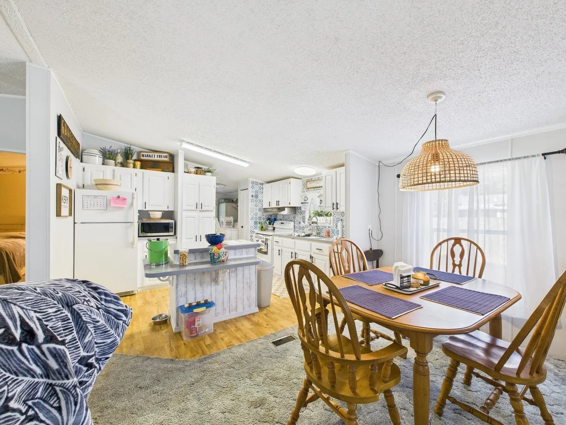 Photo of 403 NE 8th Avenue