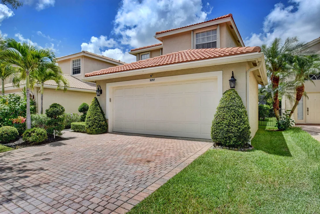Photo of 5097 Starblaze Drive
