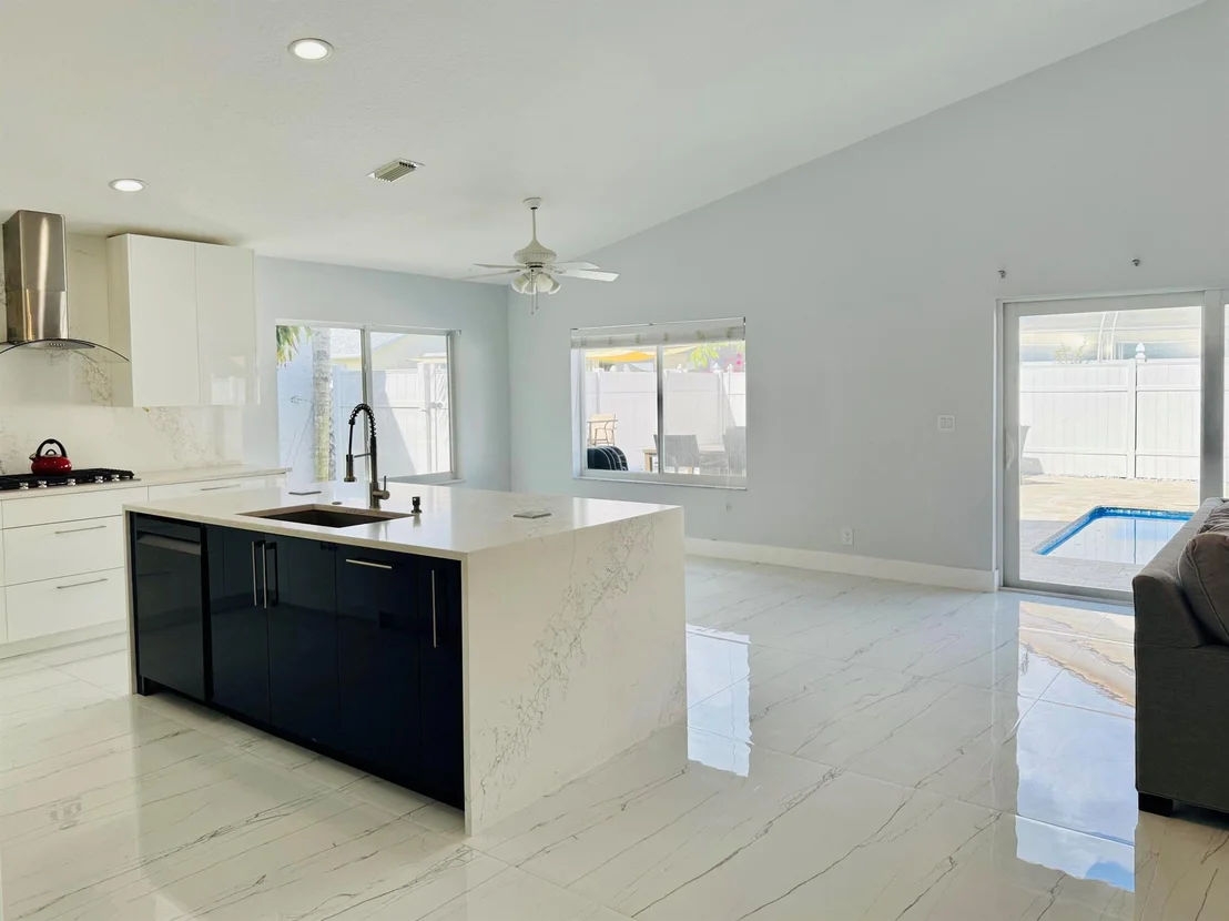 Photo of 1001 Cape Cod Terrace