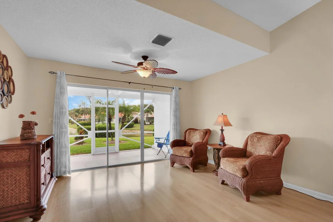 Photo of 135 Sausalito Drive