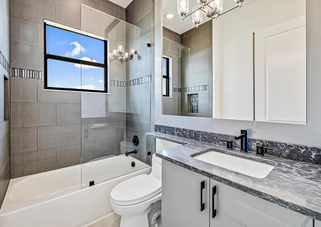 Photo of 9290 Mountain Pine Grove