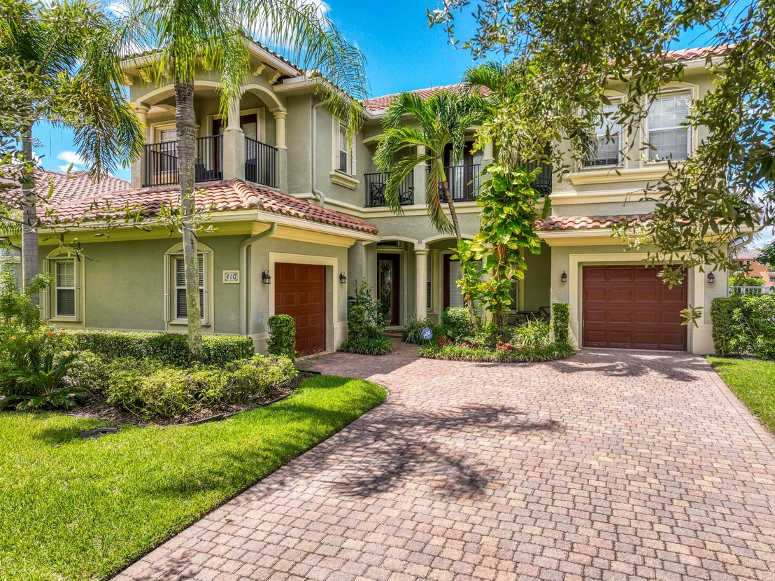 Photo of 410 Cresta Circle
