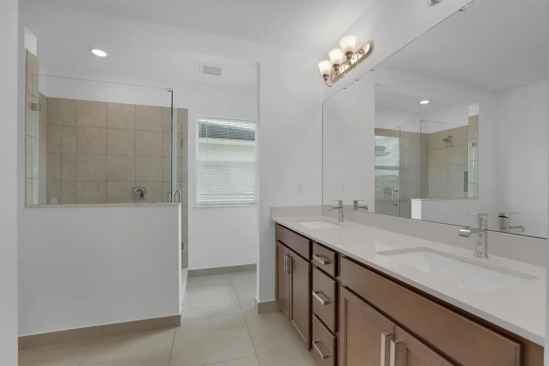 Photo of 1010 Azul Court