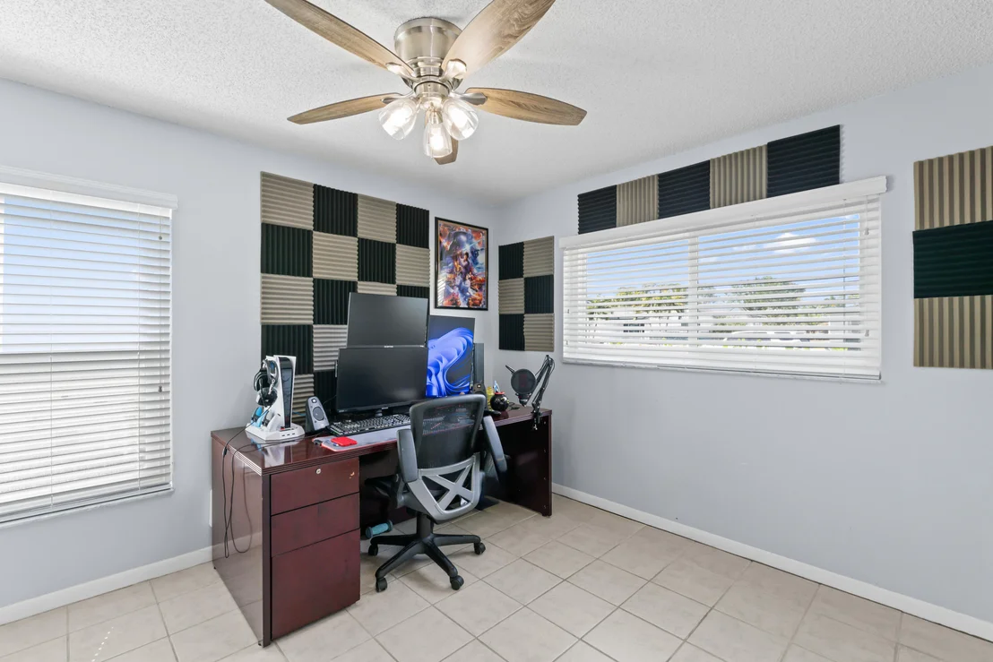 Photo of 7123 Pine Manor Drive