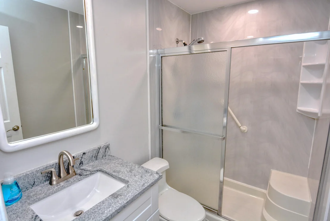 Photo of 411 SE Fini Drive
