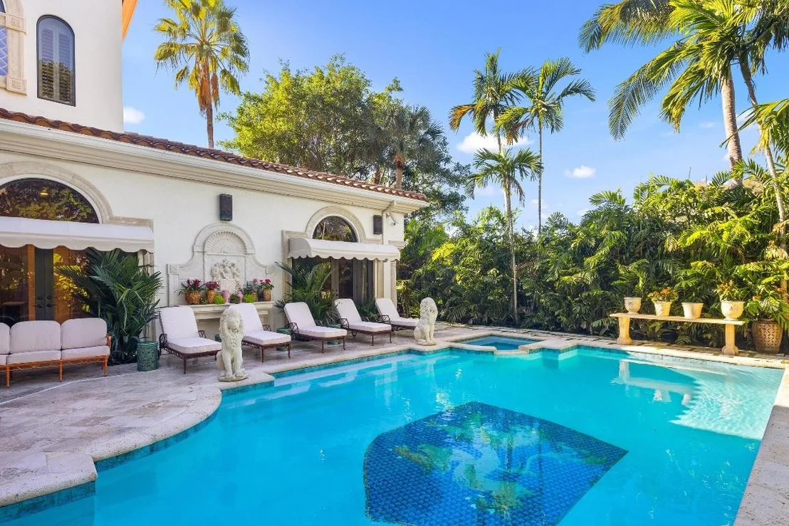 Photo of 422 Addison Park Lane