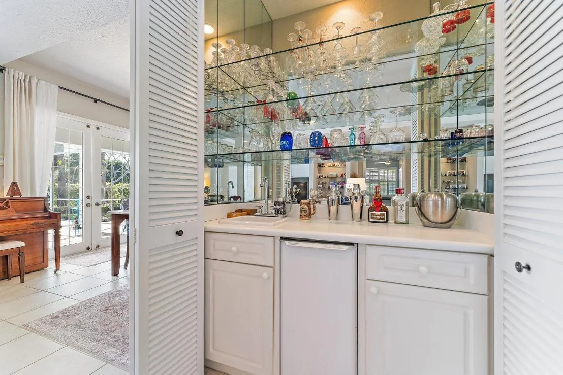 Photo of 18440 SE Lakeside Drive