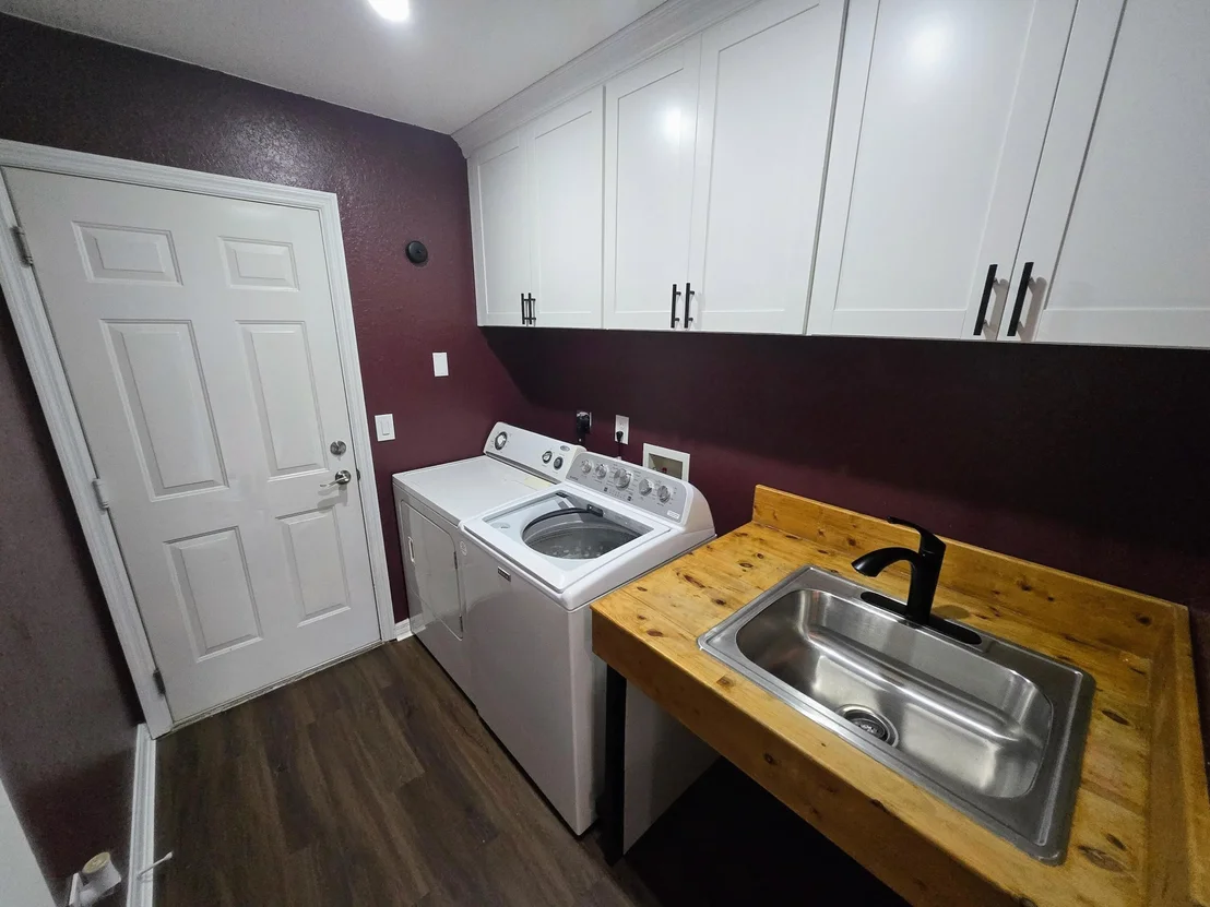 Photo of 200 Amber Boulevard