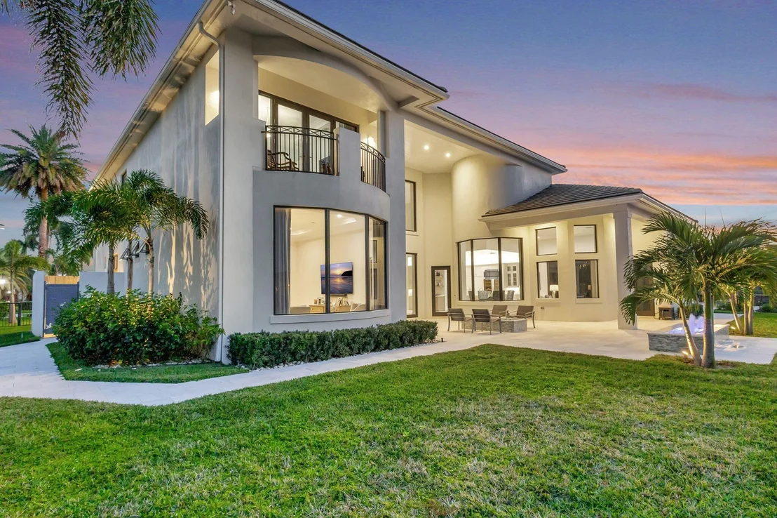 Photo of 820 Floret Drive