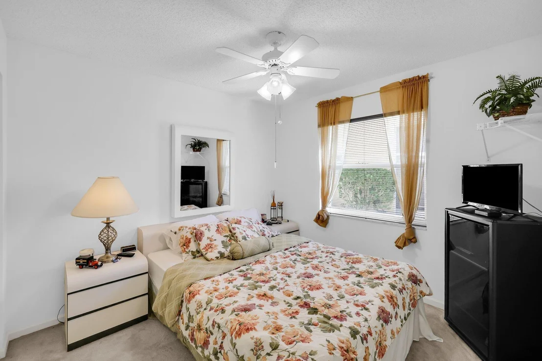 Photo of 114 Sausalito Drive