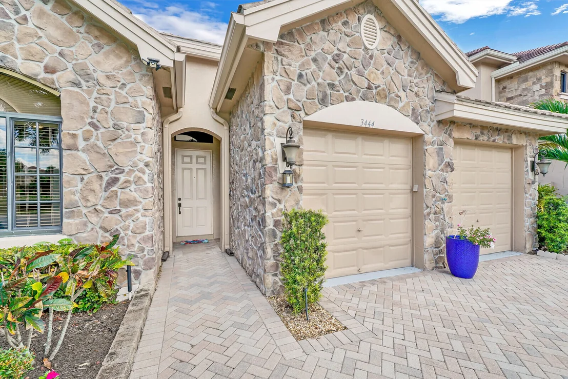 Photo of 3444 Collonade Drive