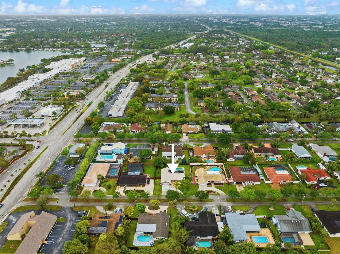 Photo of 41 W Palm Drive