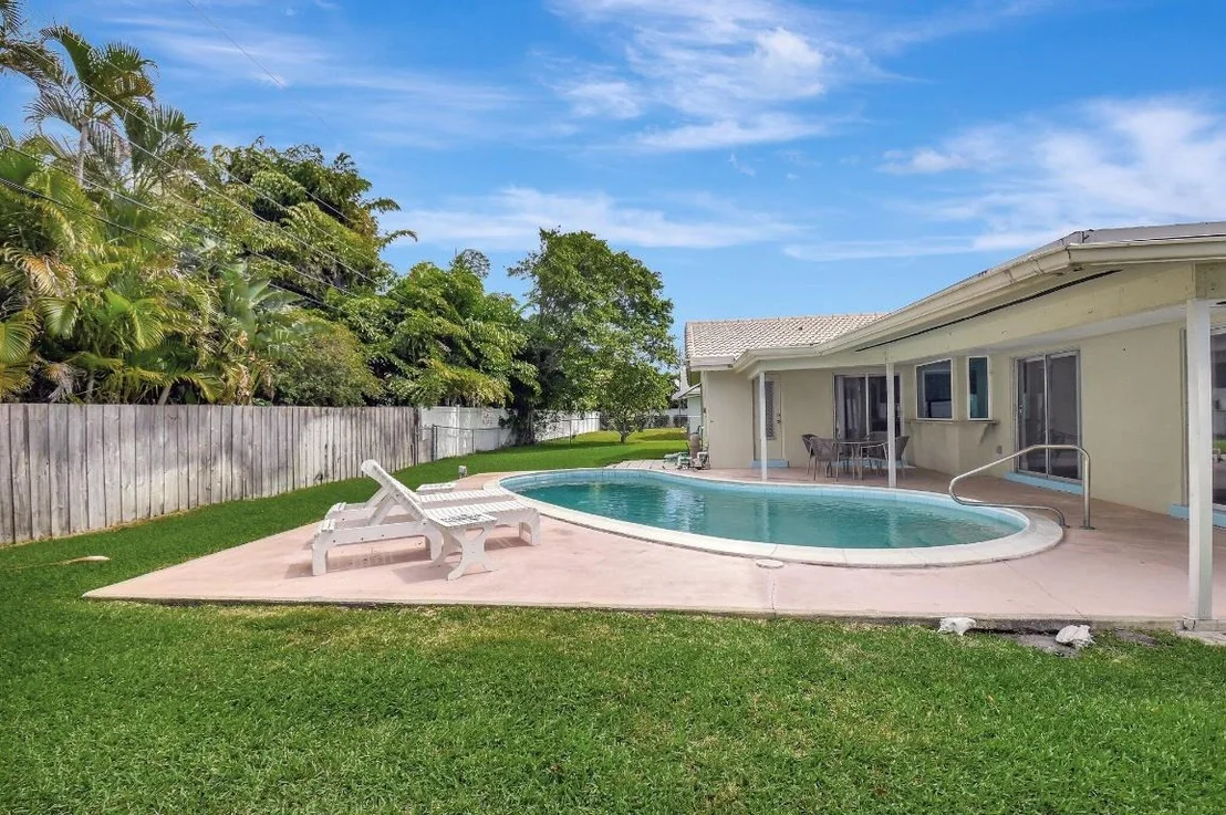 Photo of 625 Sunshine Drive