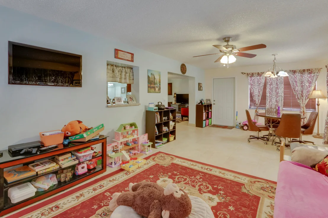 Photo of 1034 Coral Drive