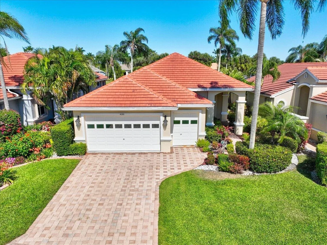 Photo of 4686 Hazleton Lane