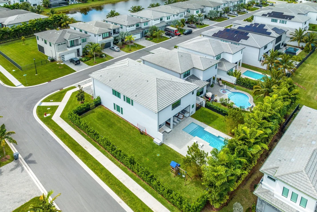 Photo of 8227 OCEANUS Drive