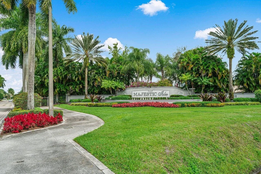 Photo of 10640 Royal Caribbean Circle