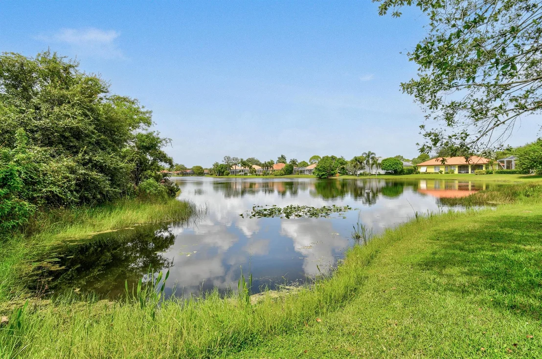 Photo of 7851 SE Double Tree Drive