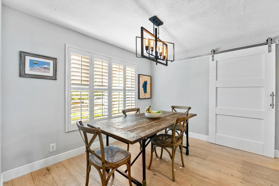 Photo of 137 Bent Tree Drive