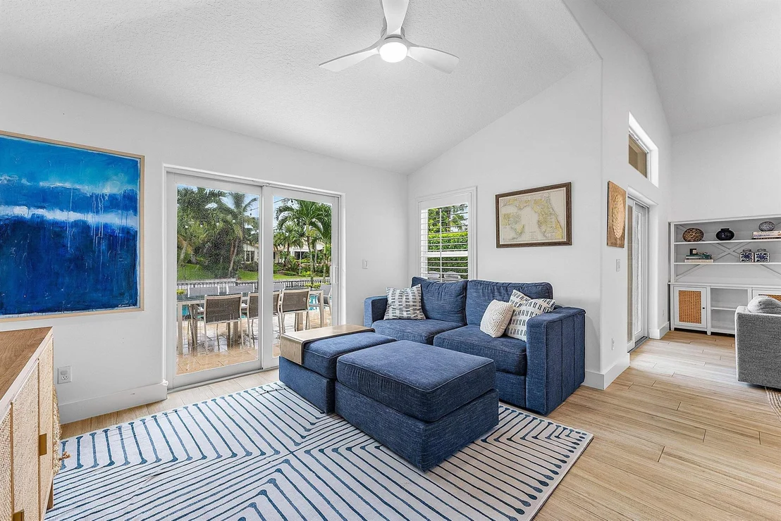 Photo of 621 Anchor Point