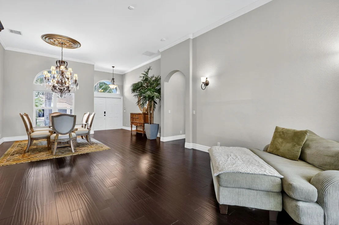 Photo of 7350 Serrano Terrace