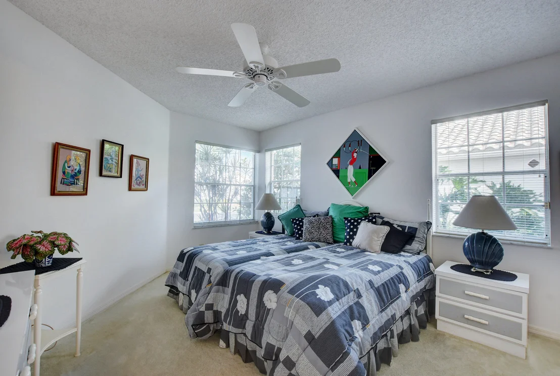Photo of 6086 Bay Isles Drive